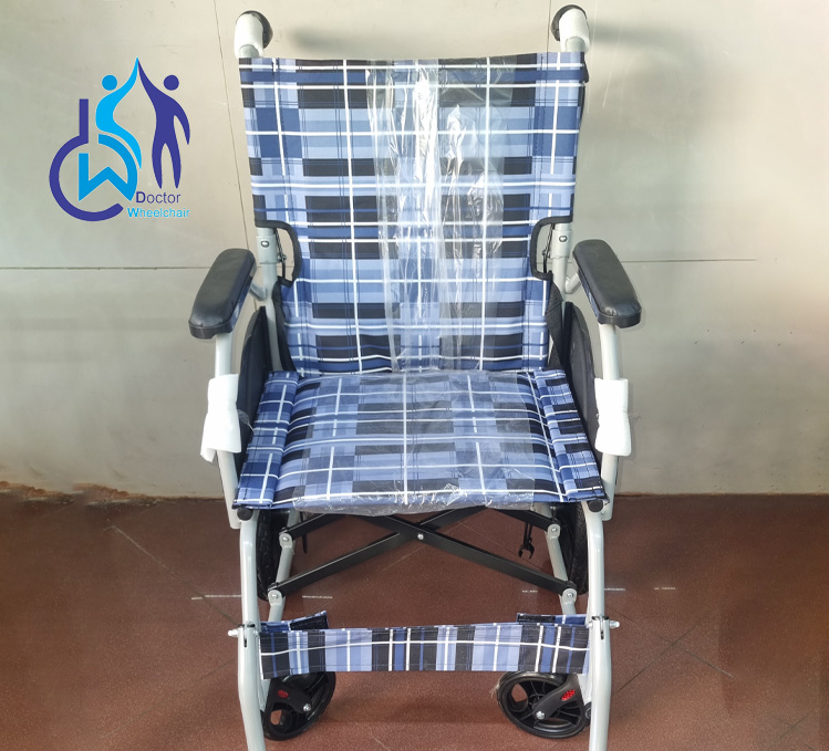 wheelchair-9051-01 ویلچر حمل و نقل سبک و کم جا در فروشگاه موژان طب تهران (دکتر ویلچر)