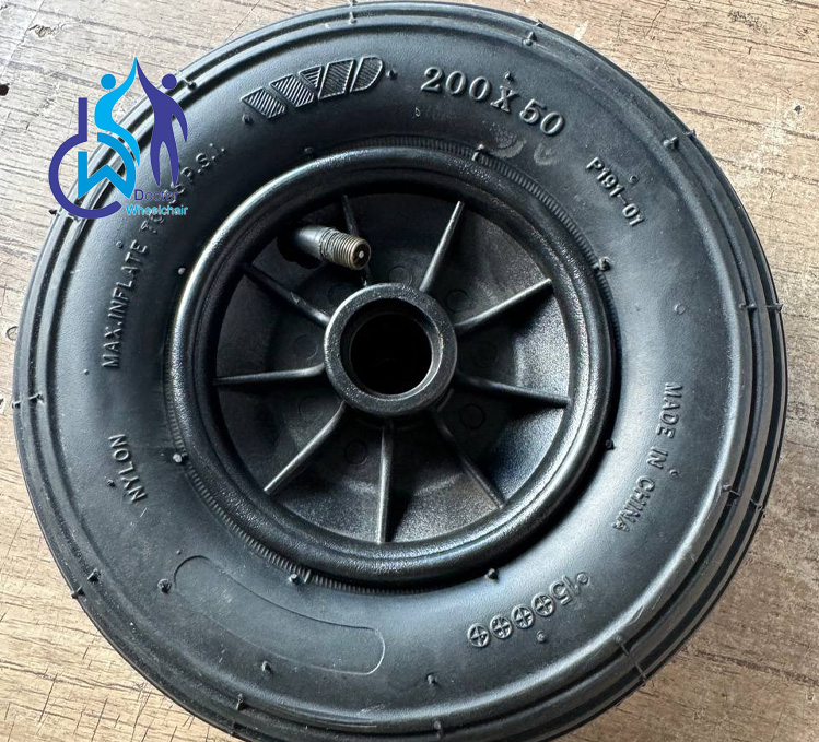 wheelchair-rear-wheel-140-01 لاستیک سایز 200 در 50 در فروشگاه موژان طب تهران (دکتر ویلچر)